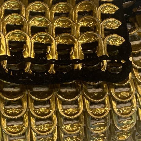 HANDMADE Gold Metal Upcycled Soda Tab Pop Top Crochet Retro 60s Inspired Purse - Picture 9 of 16